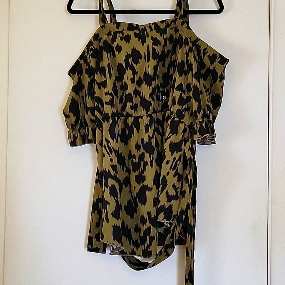 SHEIN cold shoulder top